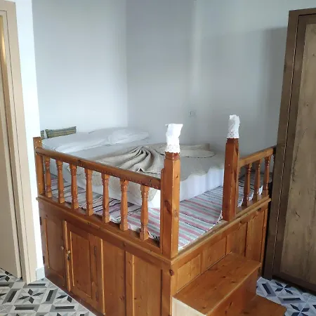 Zinovia Apartamento